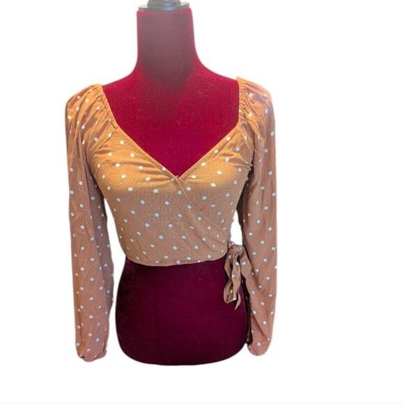 Aeropostale Long Sleeve Polka Dot Surplice Crop Top Size Small - Picture 3 of 6